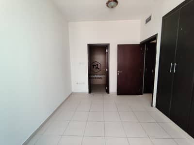 Spacious| Big| 2Bedroom| Store| Balcony| Parking| Laundry| Attached Bathroom Spacious| Big| 2Bedroom| Store| Balcony| Parking| Laundry| Attached Bathroom