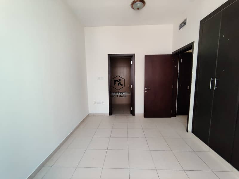 Spacious| Big| 2Bedroom| Store| Balcony| Parking| Laundry| Attached Bathroom Spacious| Big| 2Bedroom| Store| Balcony| Parking| Laundry| Attached Bathroom