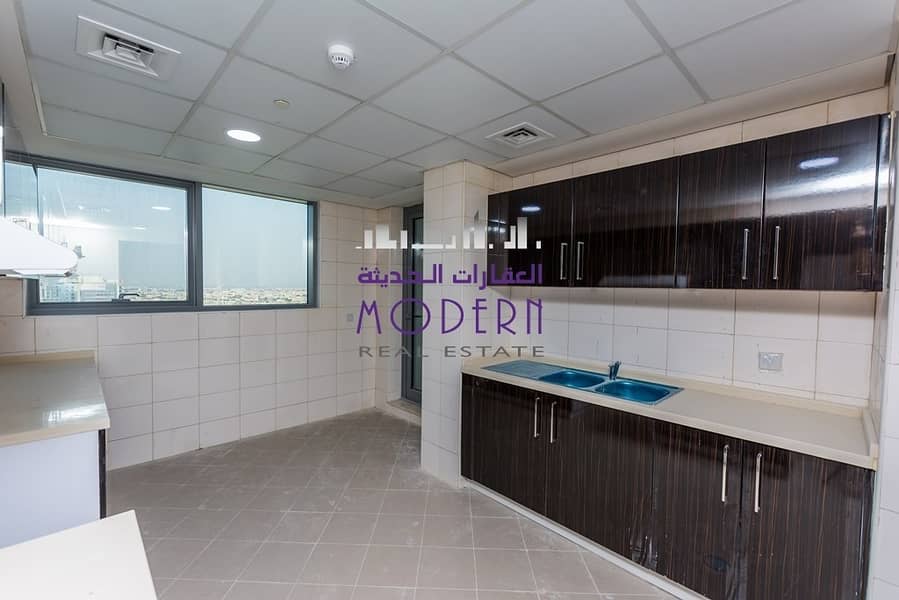 11 3 bedrooms +Maid in barsha 1 with full lake view