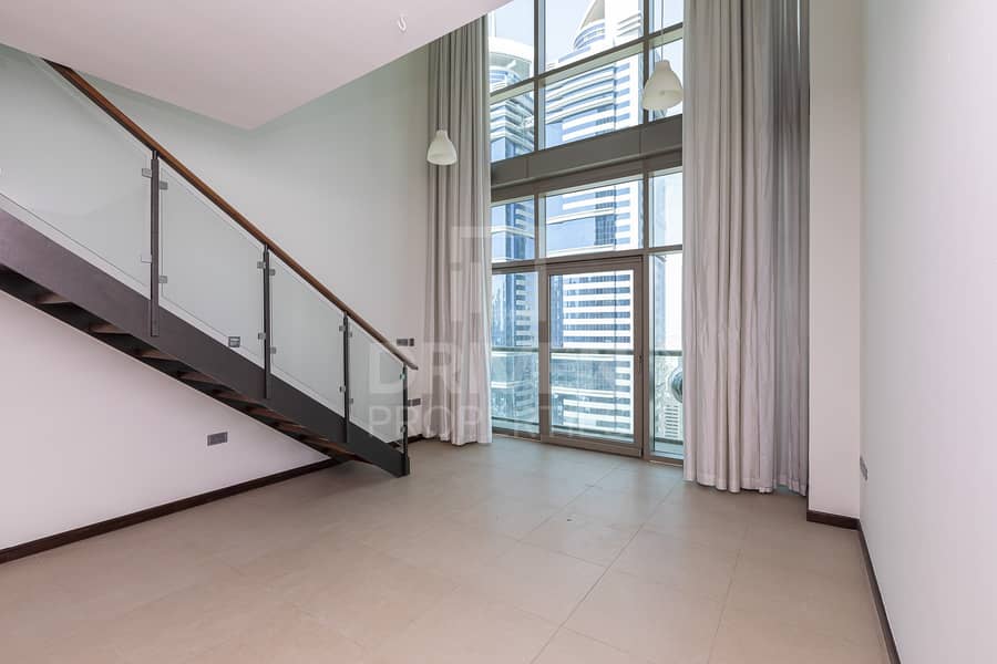 Well-managed and Duplex Type Apt in DIFC