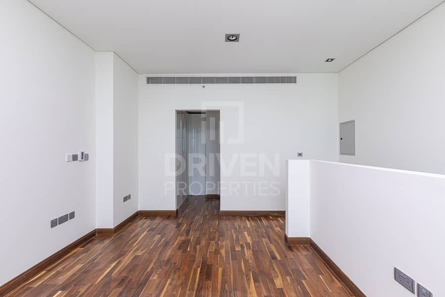 15 Well-managed and Duplex Type Apt in DIFC