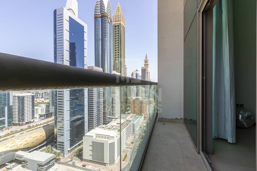 16 Well-managed and Duplex Type Apt in DIFC