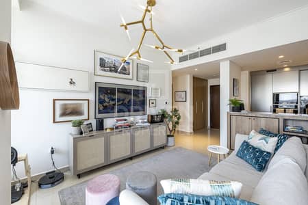 Exclusive | Luxurious Upgraded Apartment Exclusive | Luxurious Upgraded Apartment