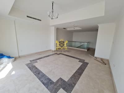 Duplex | 3 Bed +M | 3000sqft | @99k Duplex | 3 Bed +M | 3000sqft | @99k