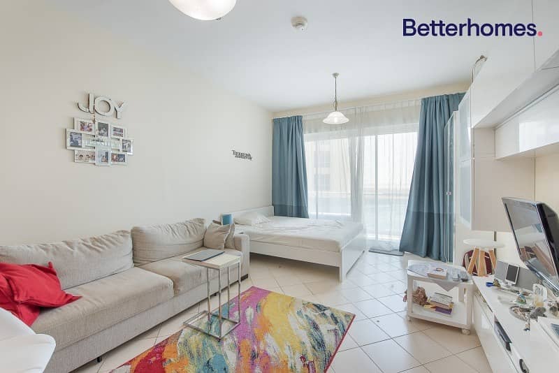 Large | Furnished | Higher Floor | VOT | Parking Large | Furnished | Higher Floor | VOT | Parking