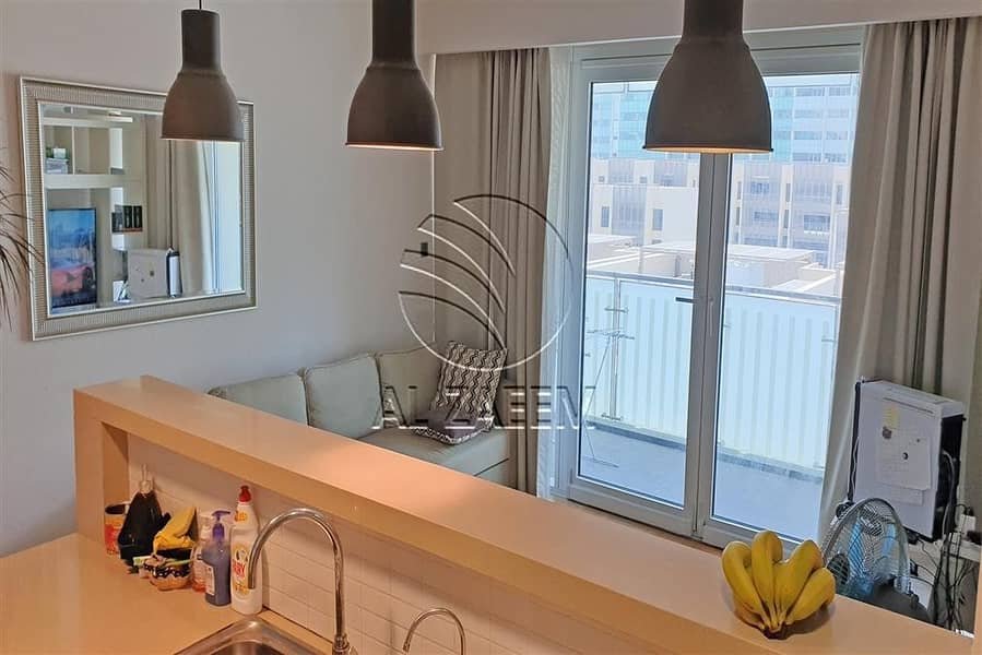 8 Now Available! Luxurious 1 Bedroom Apartment