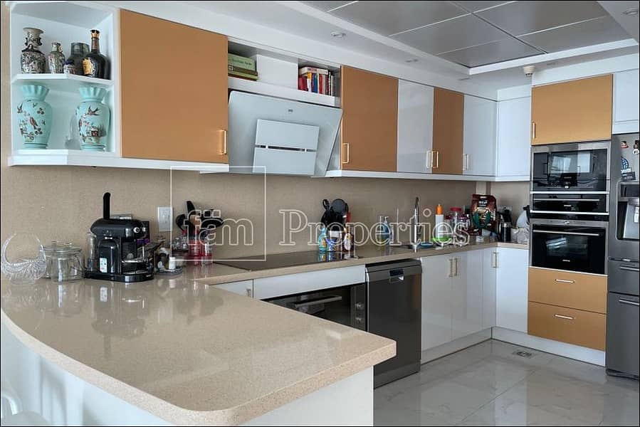 4 Bright | Luxuriously furnished | Full Sea View