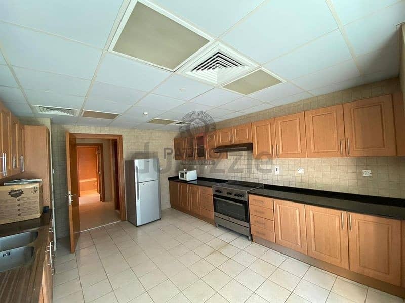 11 breath taking Golf facing one of the best layout 2 bedroom Tamweel tower