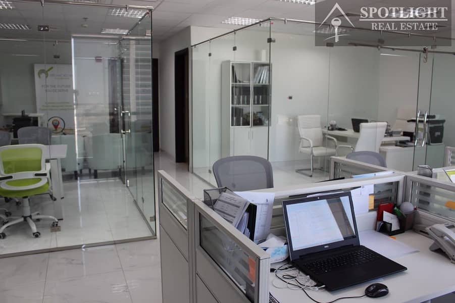 7 Fitted office with Glass Partitions Near Business bay metrostation