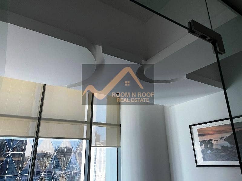 28 Burj Khalifa View|  Furnished Office| Lake View| Glass Partitions |The Metropolis Tower| Business Bay