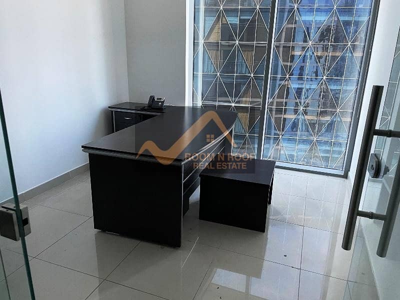 40 Burj Khalifa View|  Furnished Office| Lake View| Glass Partitions |The Metropolis Tower| Business Bay
