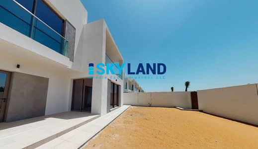 Luxury Modern 3 Beds in Big Plot ! Prime Location! Luxury Modern 3 Beds in Big Plot ! Prime Location!