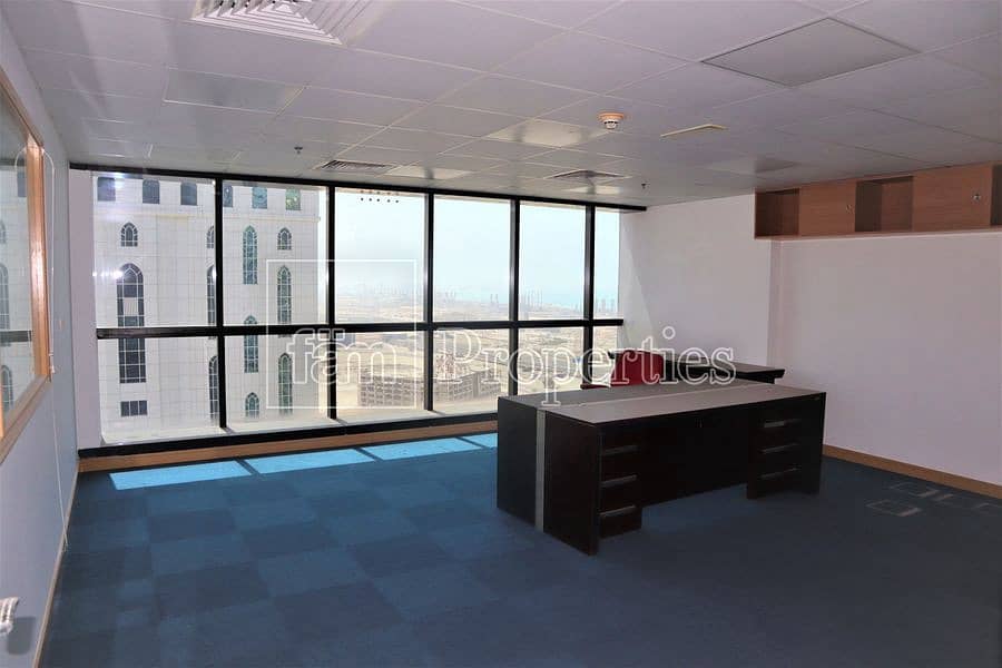 3 High floor | Fitted office | Vastu compliant