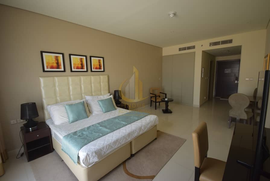 Fully Furnished Spacious Studio | Vacant | On Mid Floor