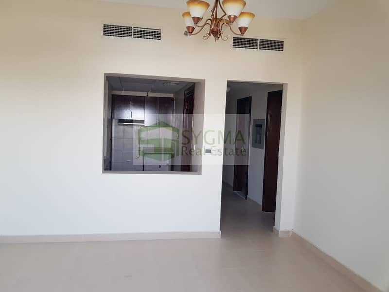 Brand new Duplex 3 Bedroom Vacant Less Service charges.