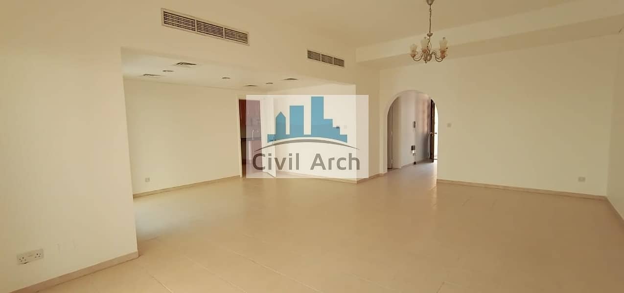 Immaculate Family Home in Prime Location in Al Barsha 1