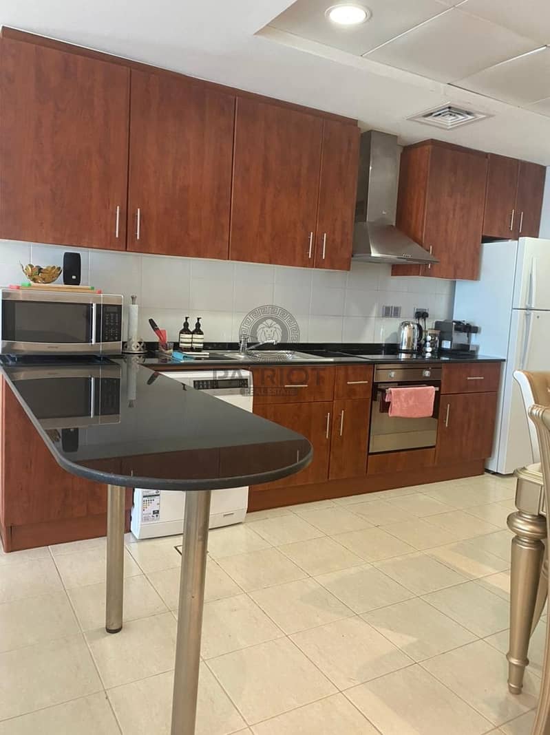 9 Well Maintain neat and clean 2 bedroom Fully Furnished apartment in lakeside residence