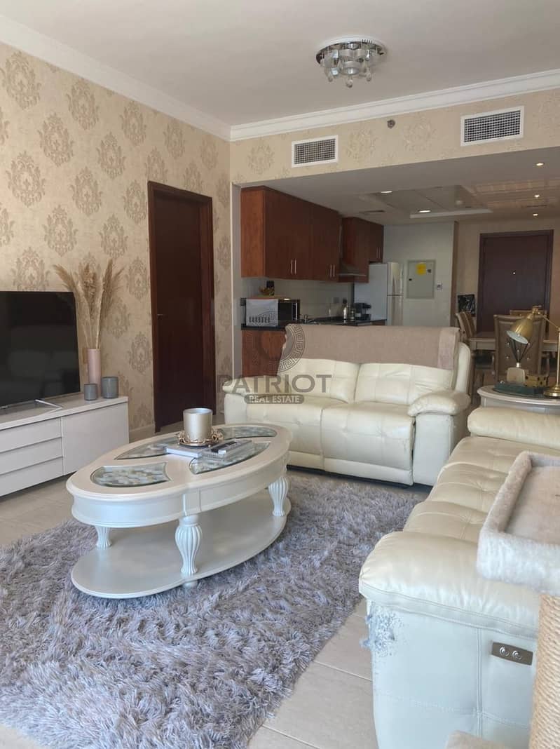 40 Well Maintain neat and clean 2 bedroom Fully Furnished apartment in lakeside residence