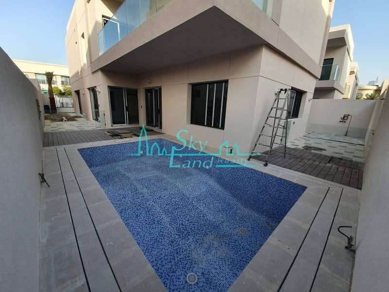 Prime location | Brand new 4 bed | Private pool