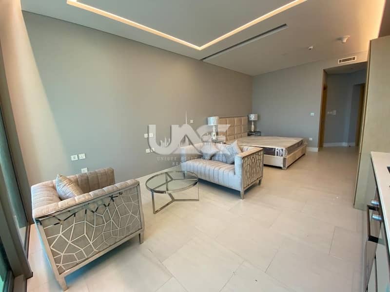 5 AED 85k Unfurnished - Burj Khalifa View - High Floor - Large Layout