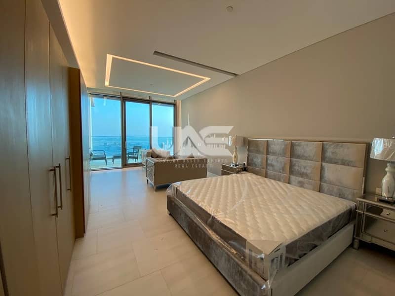 4 AED 85k Unfurnished - Burj Khalifa View - High Floor - Large Layout