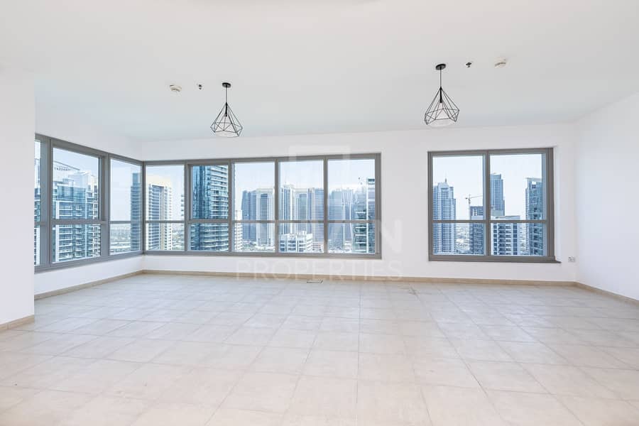 Panoramic View | Chiller Free | Spacious Panoramic View | Chiller Free | Spacious
