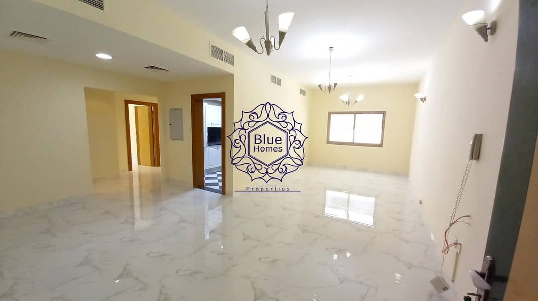 Prime Location 3BR With Facilities 70K In Al Mankhool