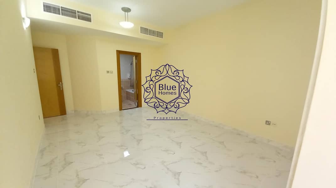6 Prime Location 3BR With Facilities 70K In Al Mankhool