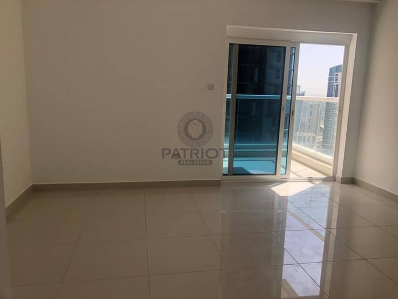 2 One Bedroom Apartment With Balcony