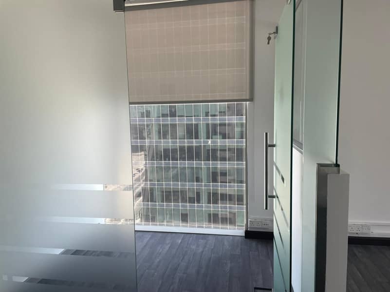 13 Fully Fitted | Canal View | Balcony | Ceiling Partitions