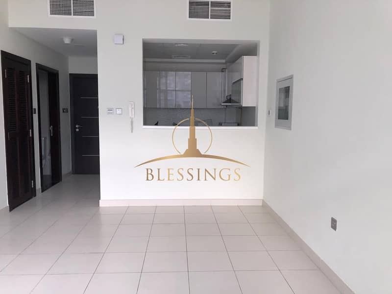 Garden View | 1 BR with Kitchen Appliances Garden View | 1 BR with Kitchen Appliances
