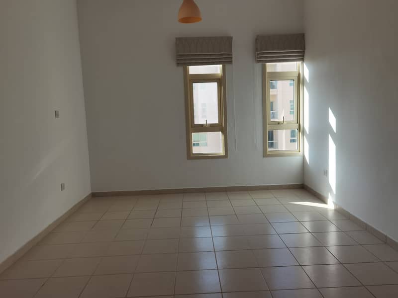 12 open view maintained one bedroom in Al arta 1