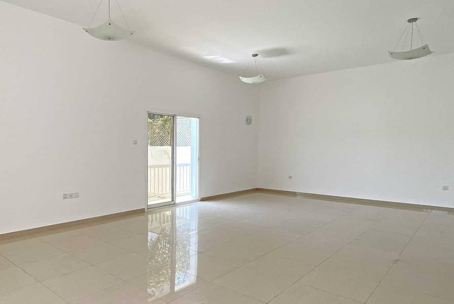 5 Renovated 3 Bed+M+Study With A Private Garden