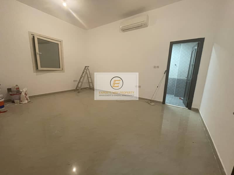Private entrance 3 bedrooms with maid room 90