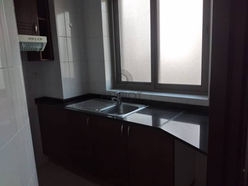 8 Affordable studio l close to metro l beautiful view