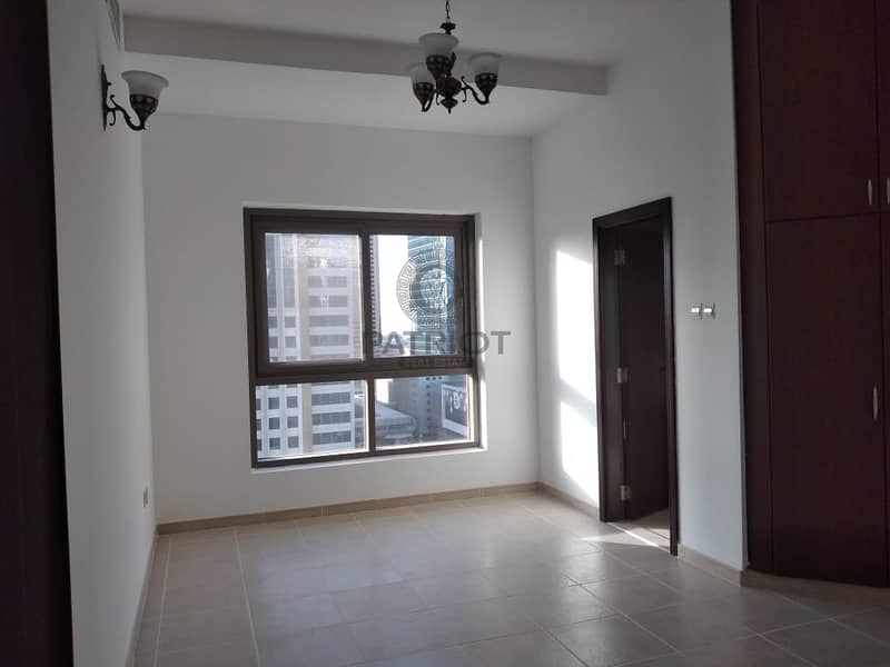 7 Spacious 1BR l Beautiful view l close to metro