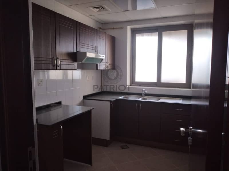 13 Spacious 1BR l Beautiful view l close to metro