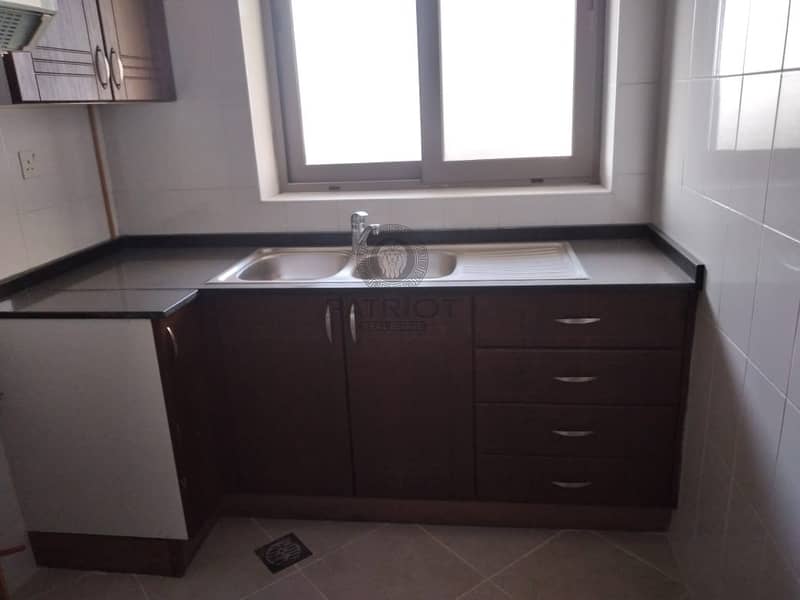 15 Spacious 1BR l Beautiful view l close to metro