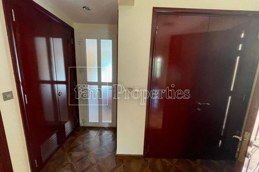 14 Upgraded Floors and Kitchen | Very Well Maintained
