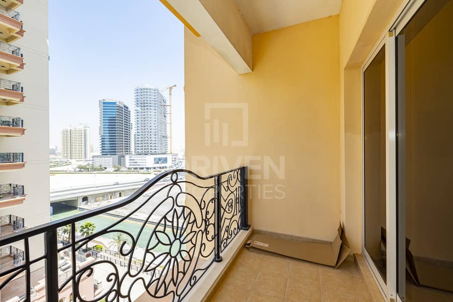 20 Furnished | Double Balcony | Canal Views