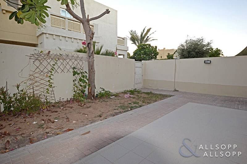 4 Exclusive | D End | Corner Plot | 3 Beds