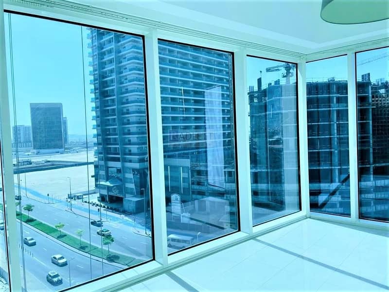 5 Bright Apartment with Open View |Available Now!