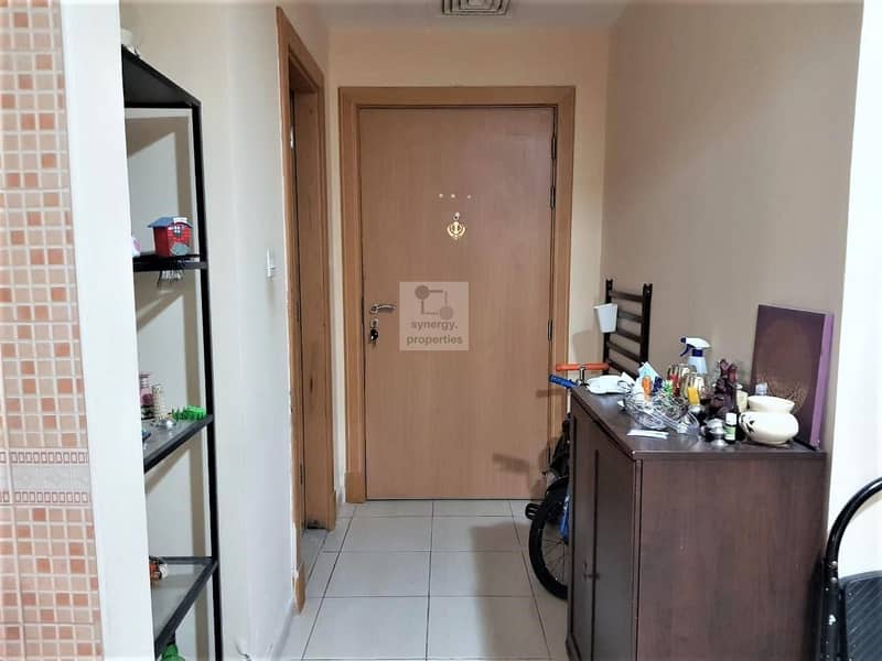 4 Spacious 1BR | Vacant  | well maintain l Balcony