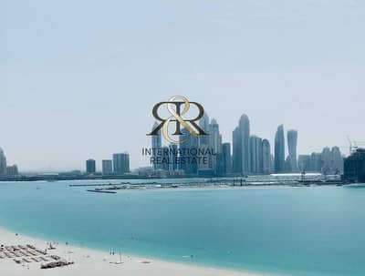 Top floor/Furnished upgraded/3 car private Garage Top floor/Furnished upgraded/3 car private Garage