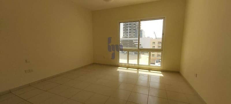 5 DISTRESS DEAL CHEAPEST READY TO MOVE WIDE-OPEN 1BR
