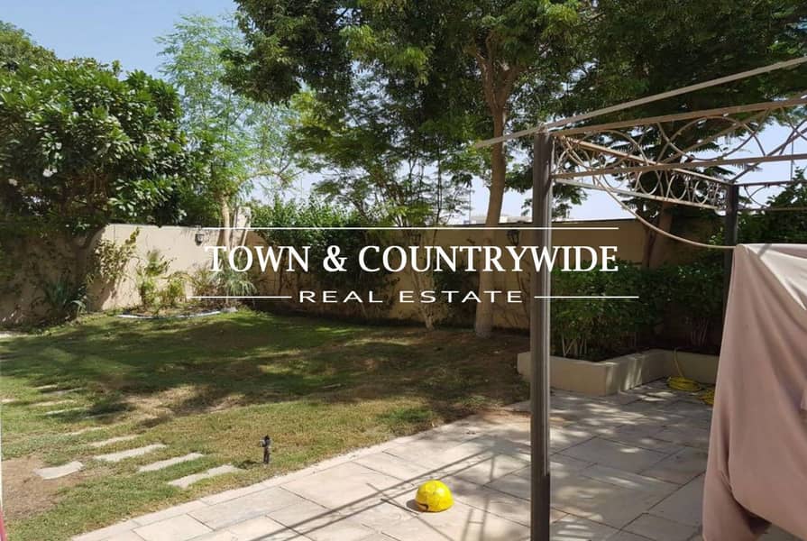 3 Invest Now! Spacious Villa w/ Huge garden+Private Pool