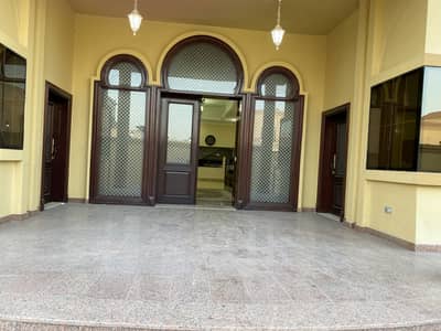 Villa for sale in albarsha