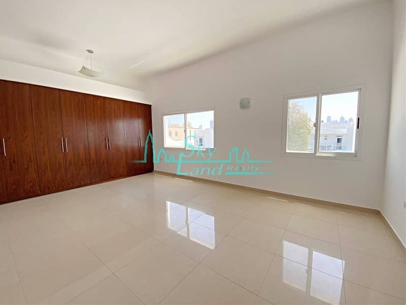 17 Renovated 3 Bed+M+Study With A Private Garden