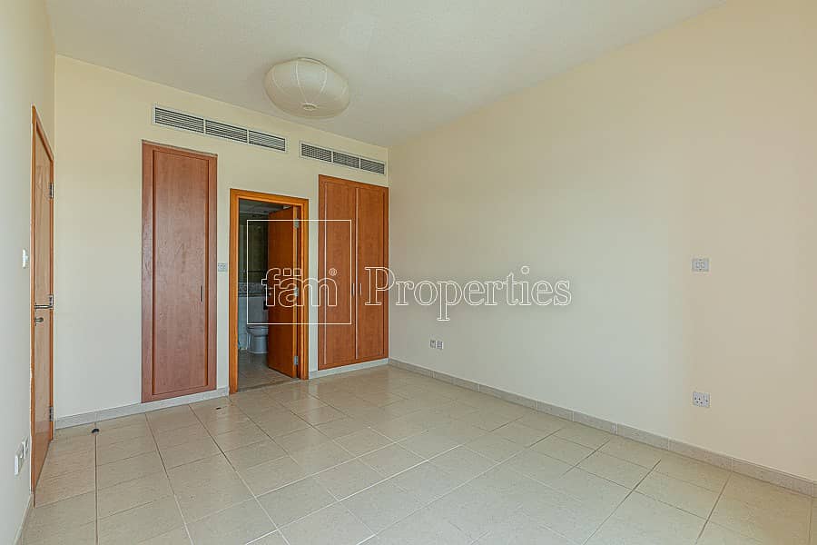 11 Well Mantained Bright and Chiller free apartment