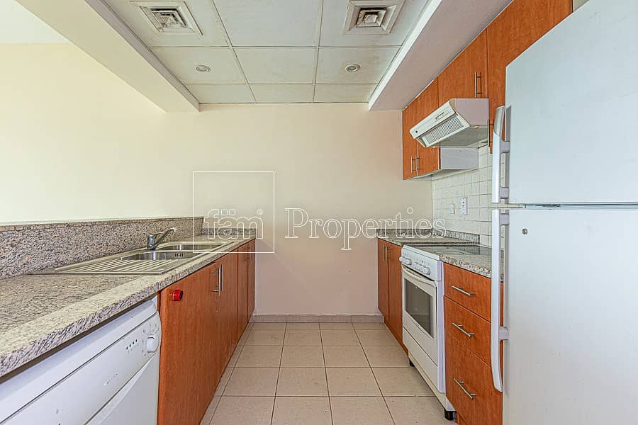 18 Well Mantained Bright and Chiller free apartment